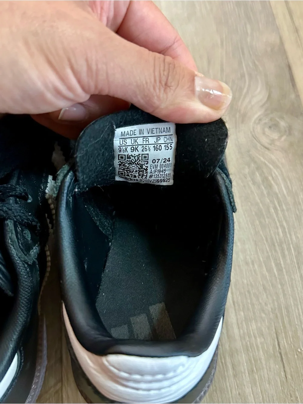 adidas Samba OG Kids Sneakers Black White Gum Size 9.5K Excellent condition